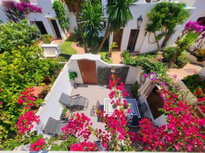 Chic Townhouse by the Sea @ Villacana Playa!, Estepona